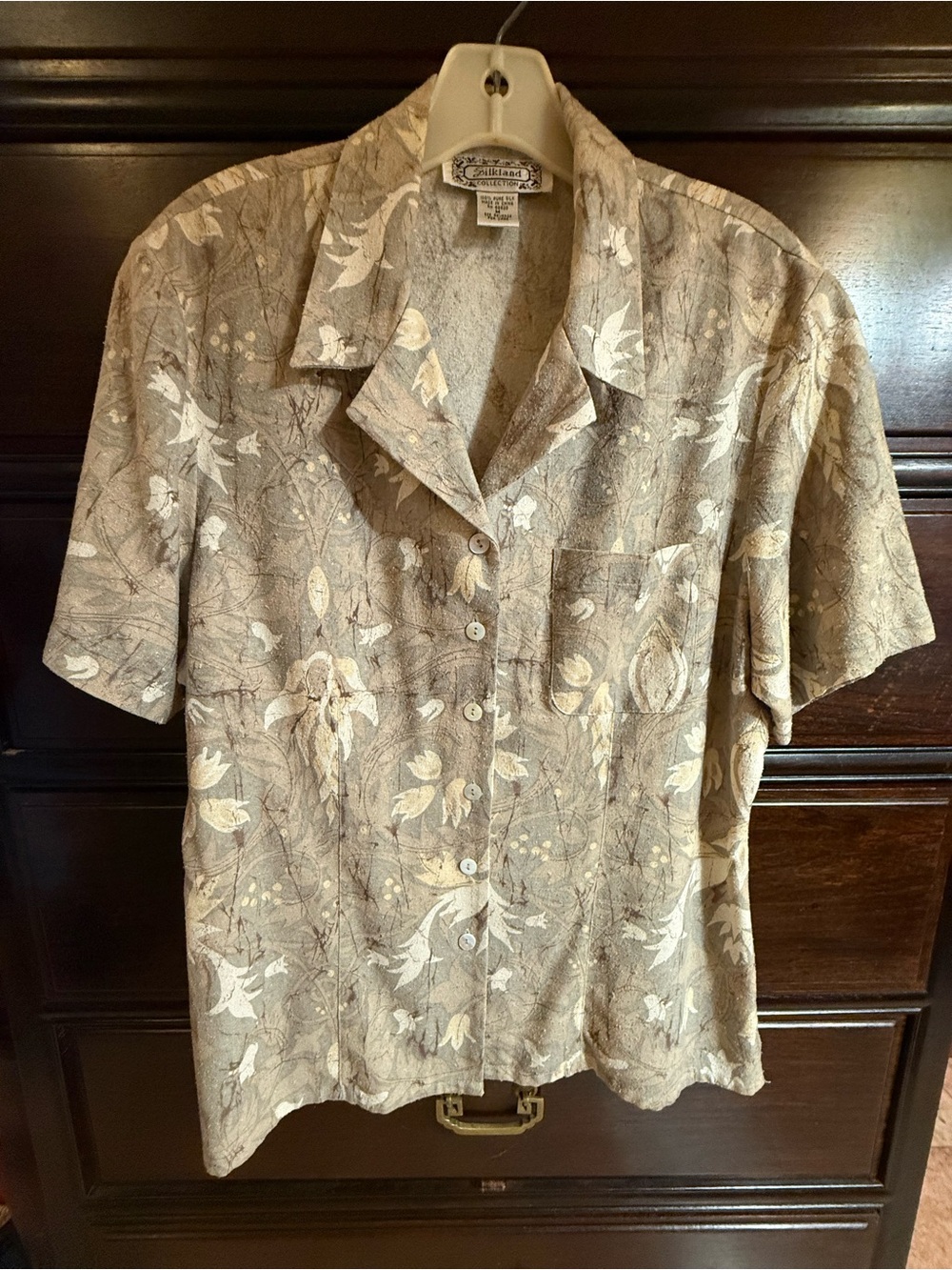 Beige/Olive Green/BeigeFloral Short-Sleeve Button-Down Shirt